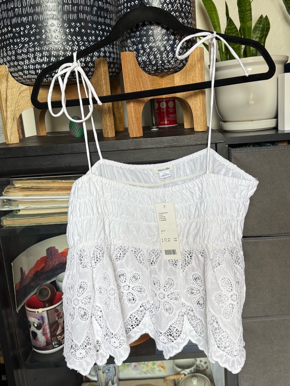 Kimchi Blue Alessia Lace Cropped Babydoll Cami - L